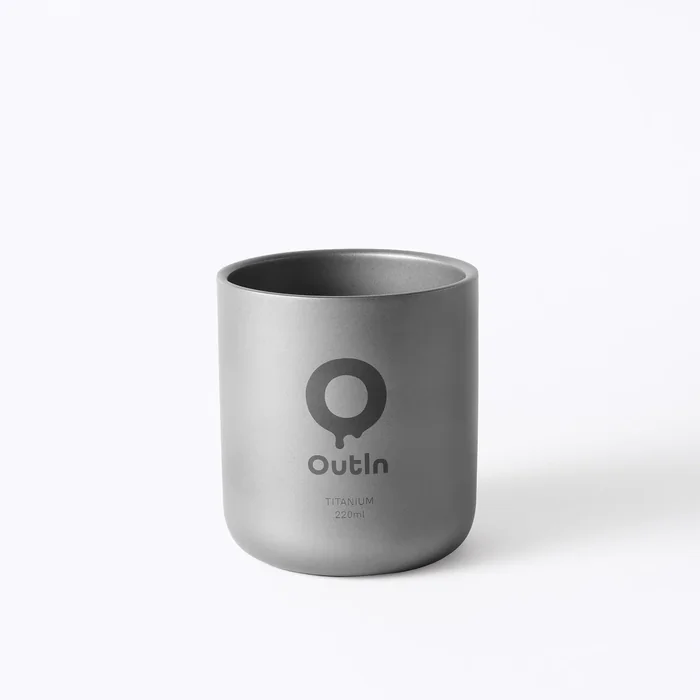 Xícara de Titânio OutIn